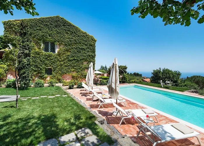 La Capinera Villa *