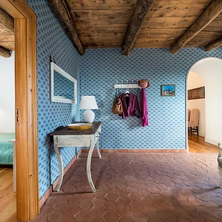 La Capinera Villa *